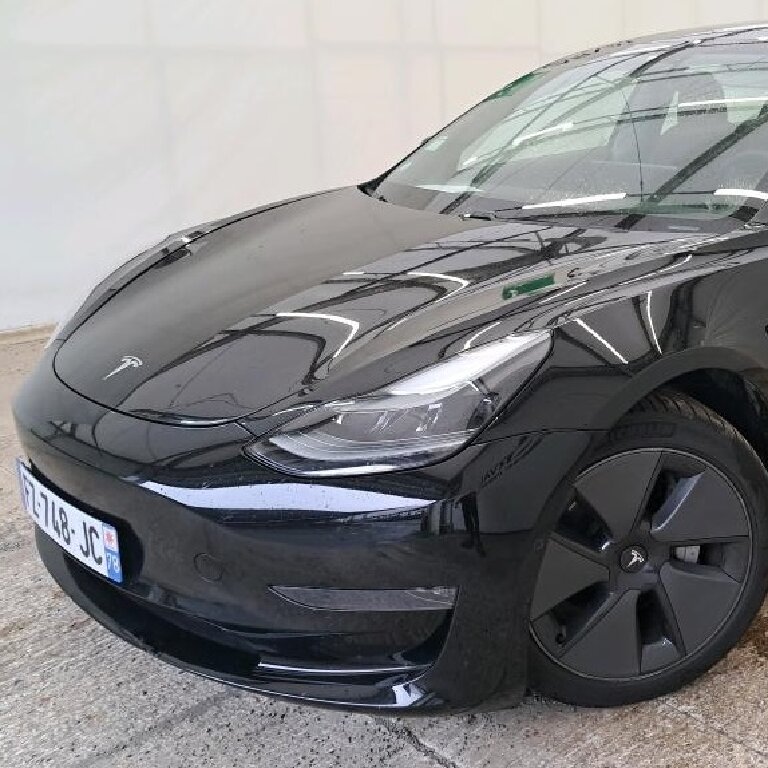 VTC Rezé: Tesla