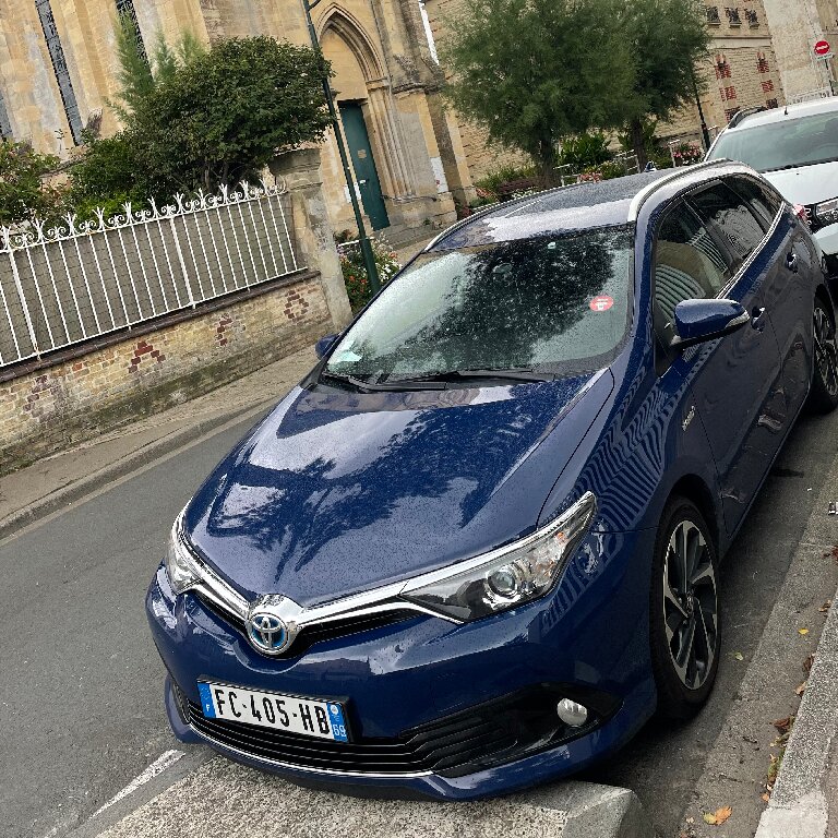 Personenvervoer Caen: Toyota