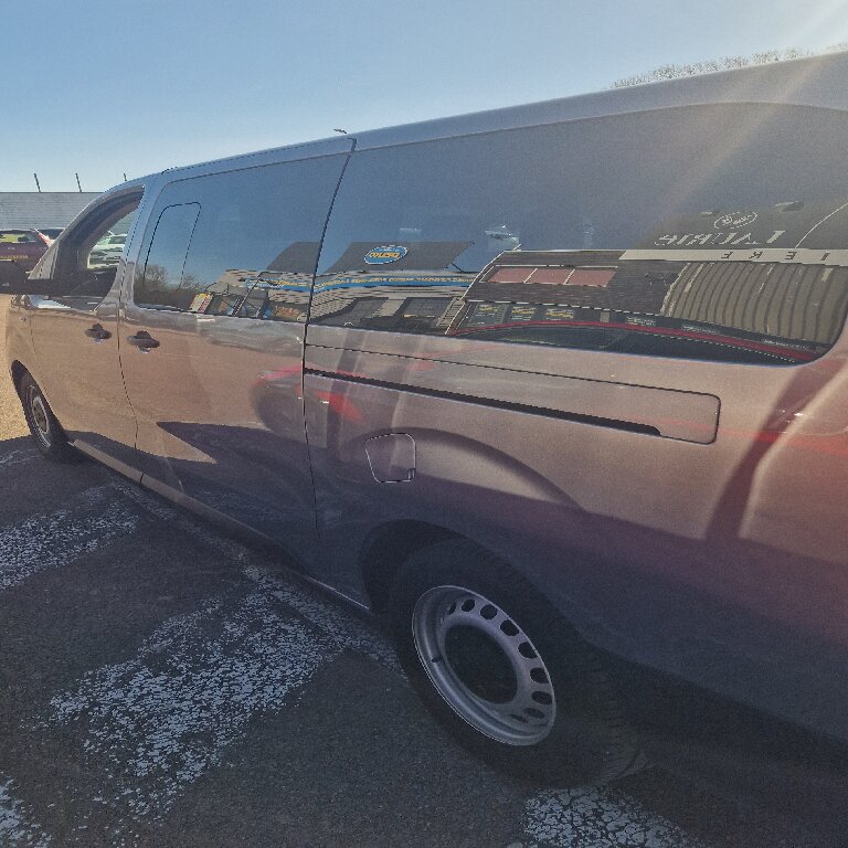 VTC Saint-Cyr: Toyota