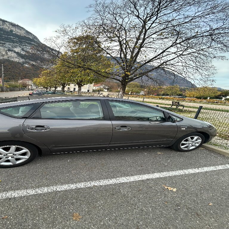 Mietwagen mit Fahrer Créteil: Toyota