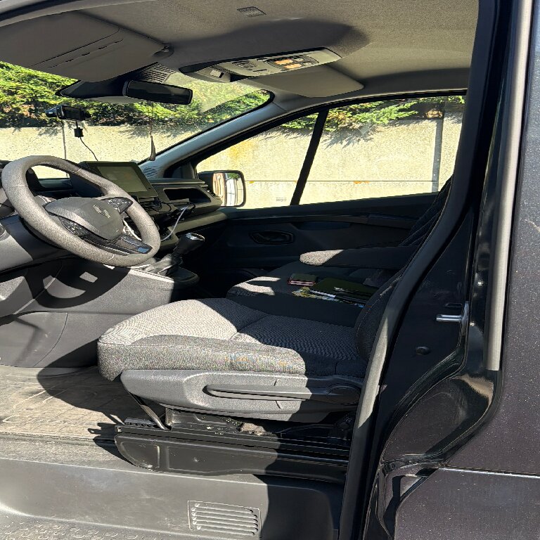 VTC Grenay: Renault
