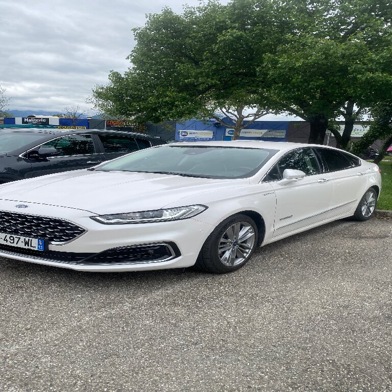 Personenvervoer Sassenage: Ford