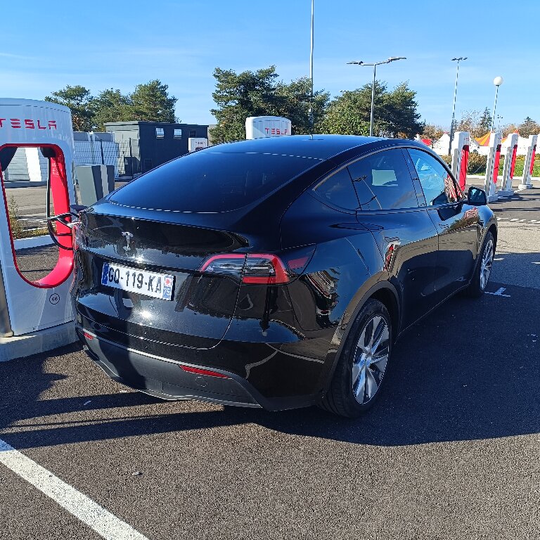 VTC Rive-de-Gier: Tesla