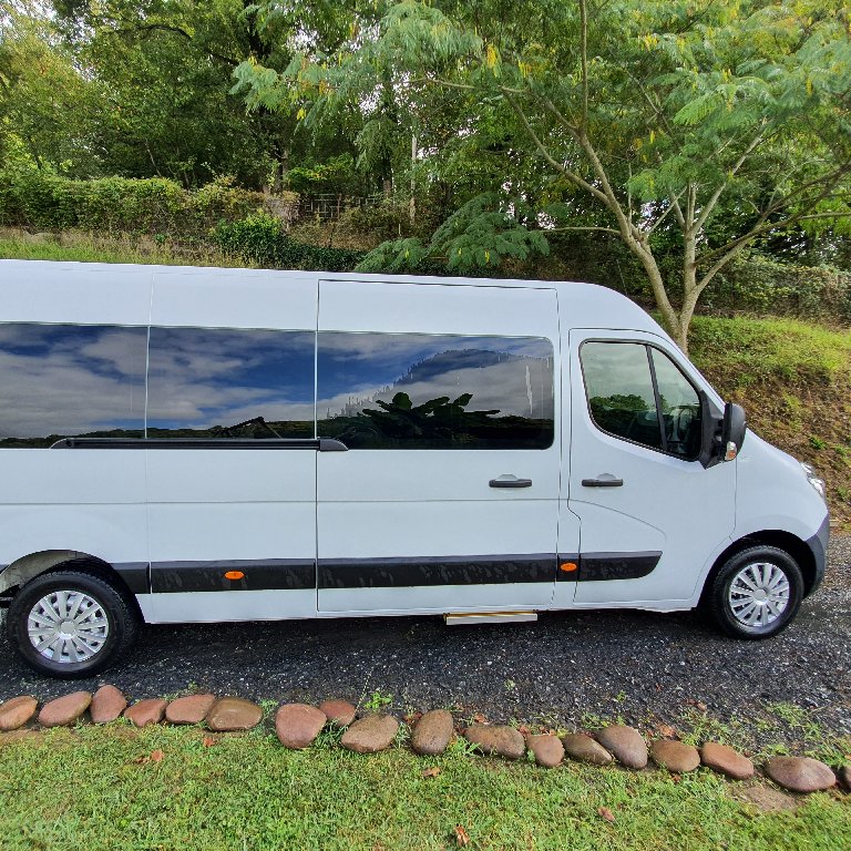 Operador de autocares Hasparren: Renault